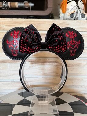 Disney BaubleBar May the 4th Maul ear headband NWT
